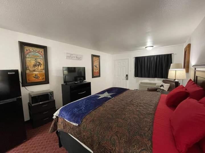 Glen Rose Inn & Suites ภายนอก รูปภาพ